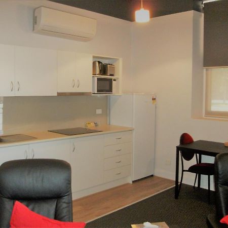 Daydream Motel And Apartments Broken Hill Buitenkant foto