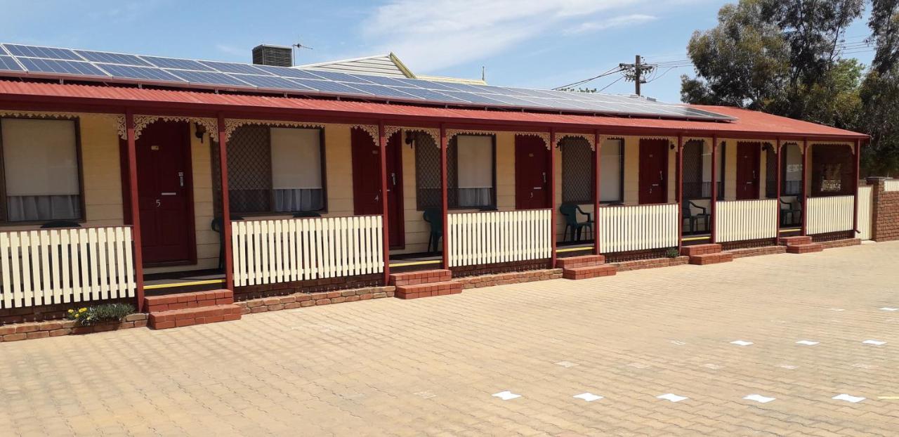 Daydream Motel And Apartments Broken Hill Buitenkant foto